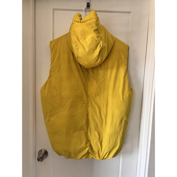 BDG Unisex Yellow Oversized Vest RECYCLED COCOON PUFFER Hood Pockets Hip Hop NWT - Picture 4 of 13